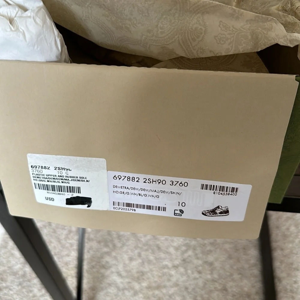 Gucci Basket Low Top Sneakers
